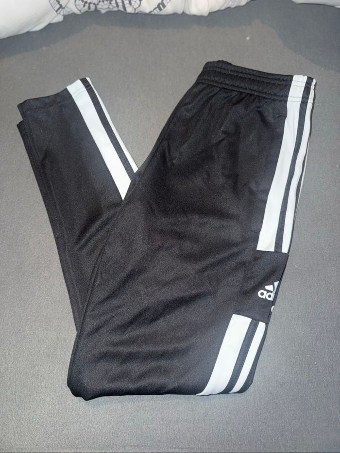 Jogging adidas