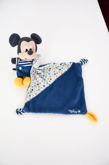 DOUDOU MICKEY ** DISNEY BABY **1675