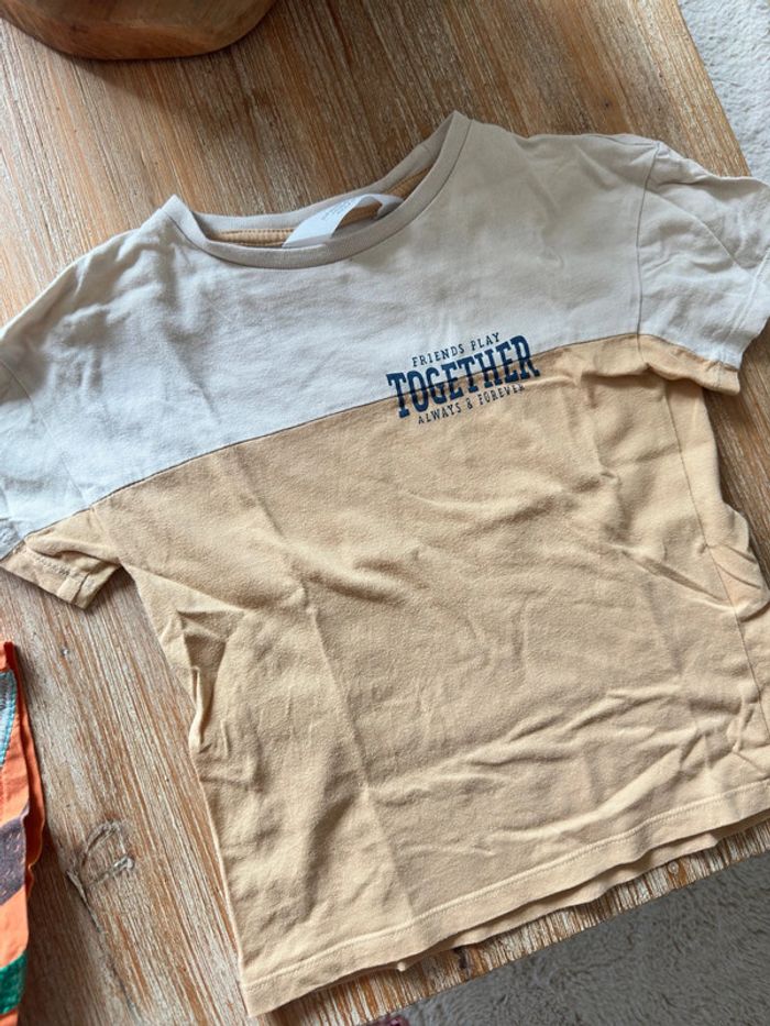 Lot de 2 tee shirt 4 ans - photo numéro 3