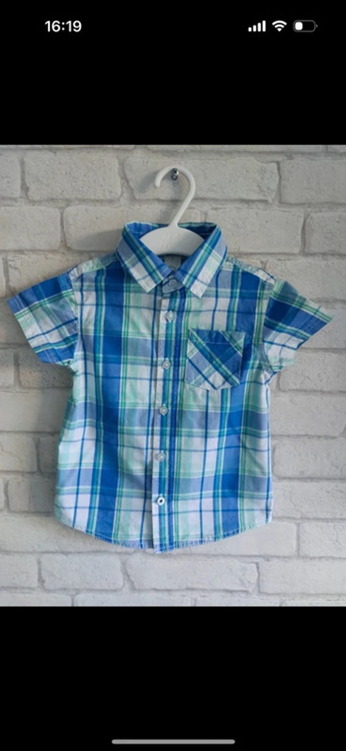 Chemise manches courte C&A taille 2 ans
