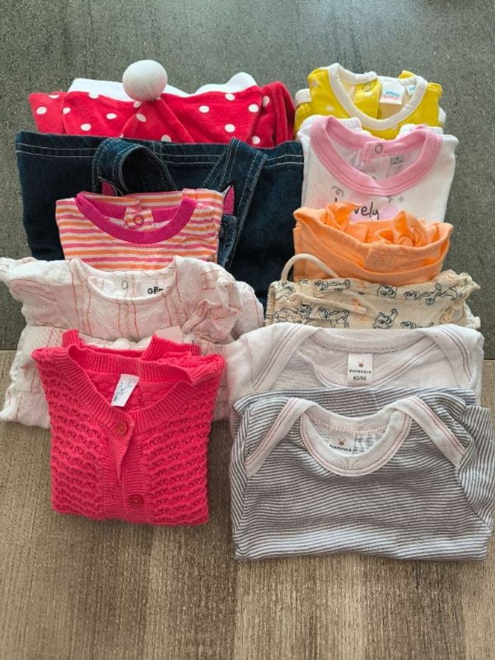 Lot vêtements fille 6 mois