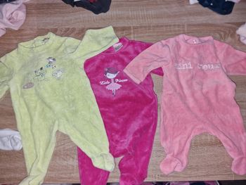 Lot 3 pyjama 1 mois