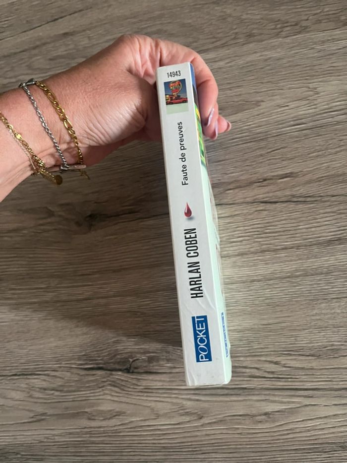 Livre Harlan Coben Faute de preuves - photo numéro 3