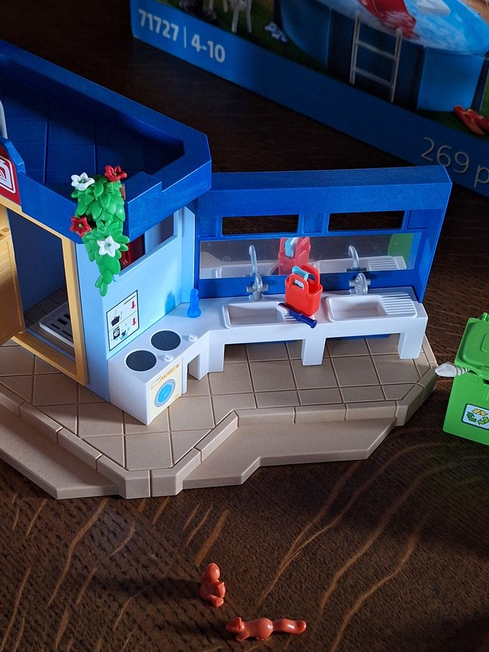 Playmobil camping + piscine 71727 COMPLET - photo numéro 6