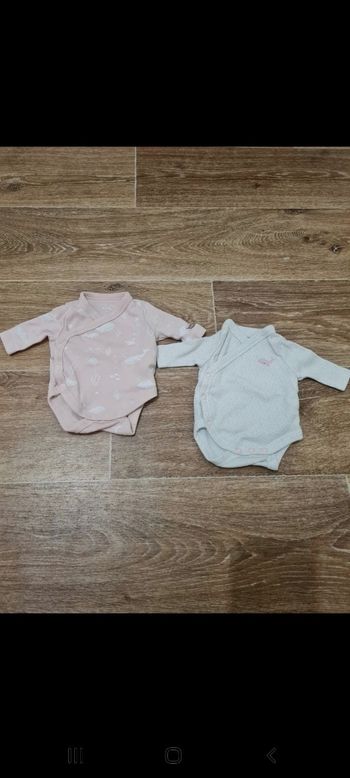 Lot de 2 body 00 c&a