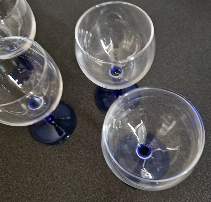 Lot de 4 verres à vin - photo numéro 4