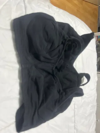 Vends lots de 2 soutien gorge sans armature noir 120E