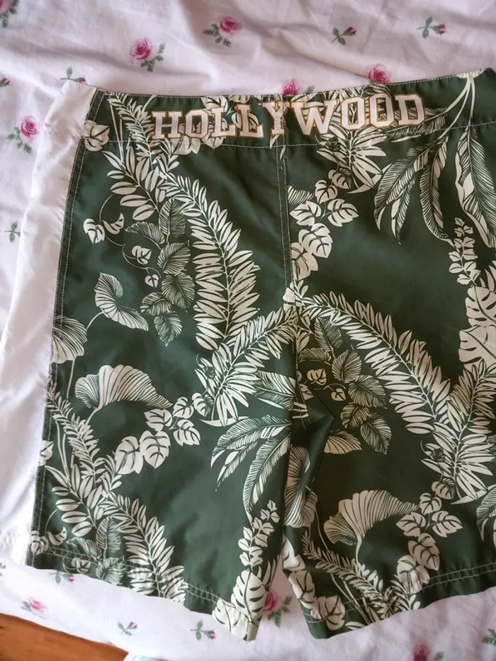 Maillot short de bain hawaïen - photo numéro 4