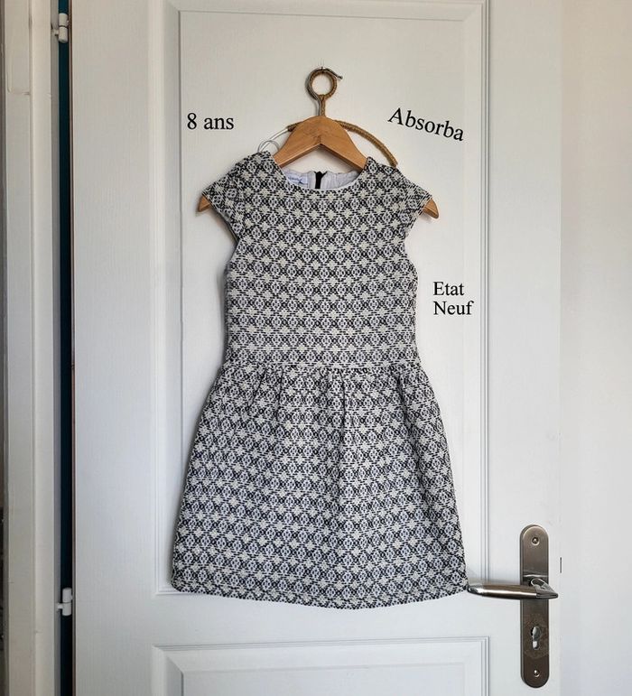 Magnifique robe 👗 Absorba 8 ans état neuf - photo numéro 1