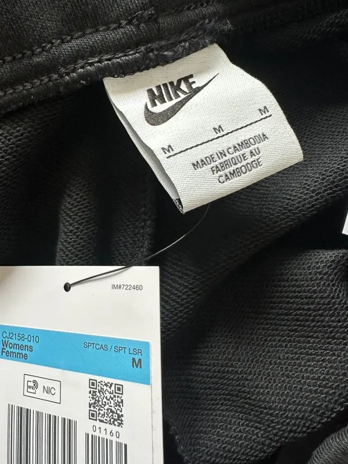 Nike short noir taille M pour femme neuf - photo numéro 6