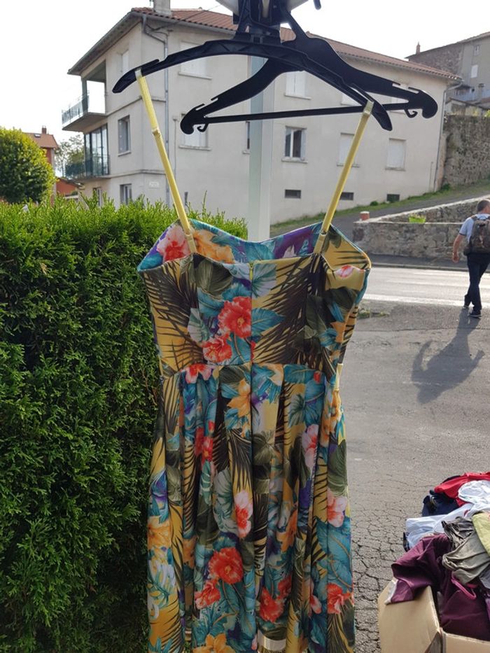 Robe d été fleurie - photo numéro 2