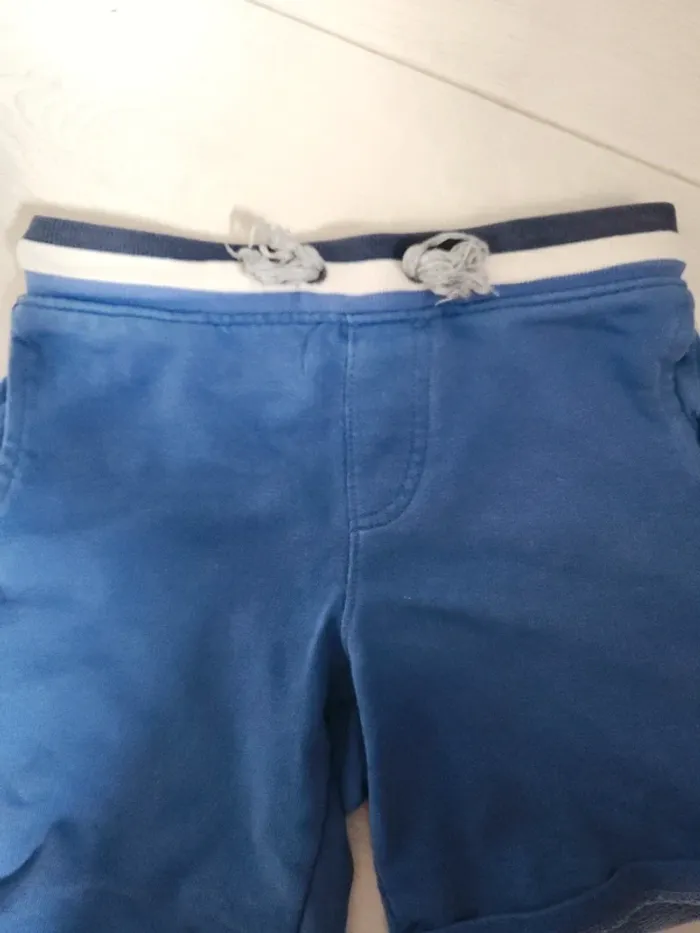 Short 5ans - photo numéro 2