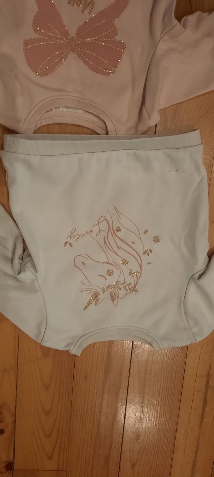 Pull fille 3 ans - photo numéro 4