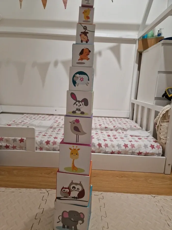 Cubes à empiler carton très bon état Jeux 2 Mômes - photo numéro 3