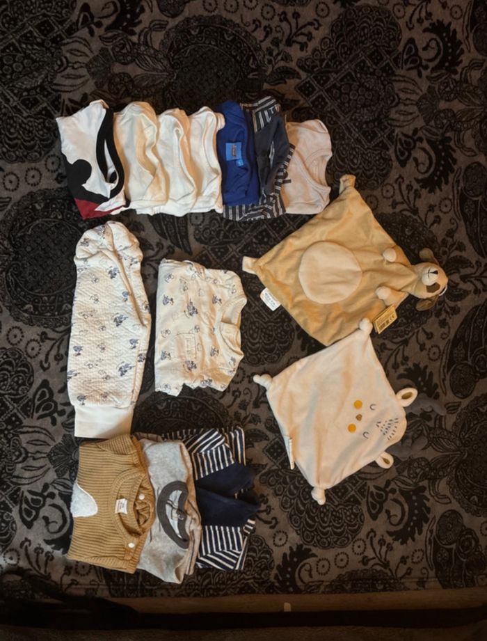 Lot vêtements - photo numéro 3