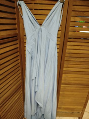 Robe bleue claire