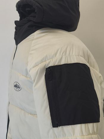 Doudoune neuve corteiz 