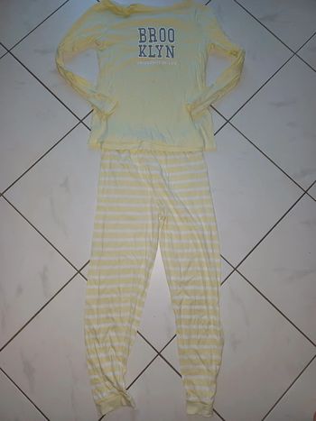 Superbe pyjama 2 pièces 12 ans fille