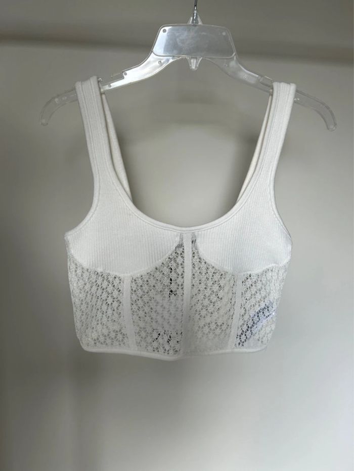 Top en dentelle