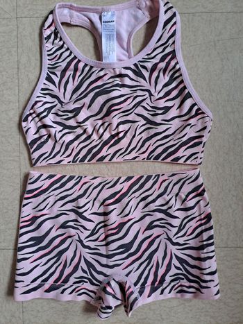 Ensemble brassière + Shorty fille / T. 10 ans / " Zeeman " / NEUF
