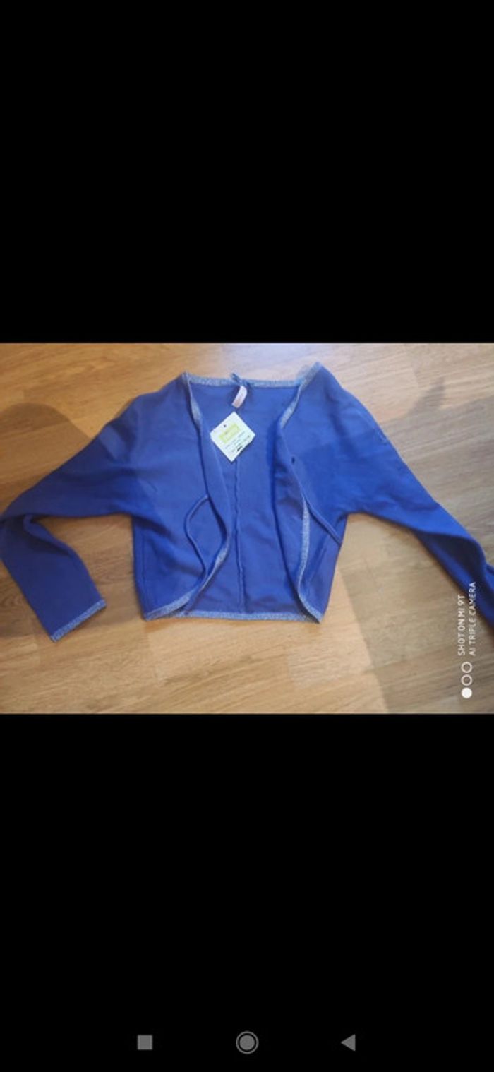 Gilet fille 8 ans - photo numéro 2