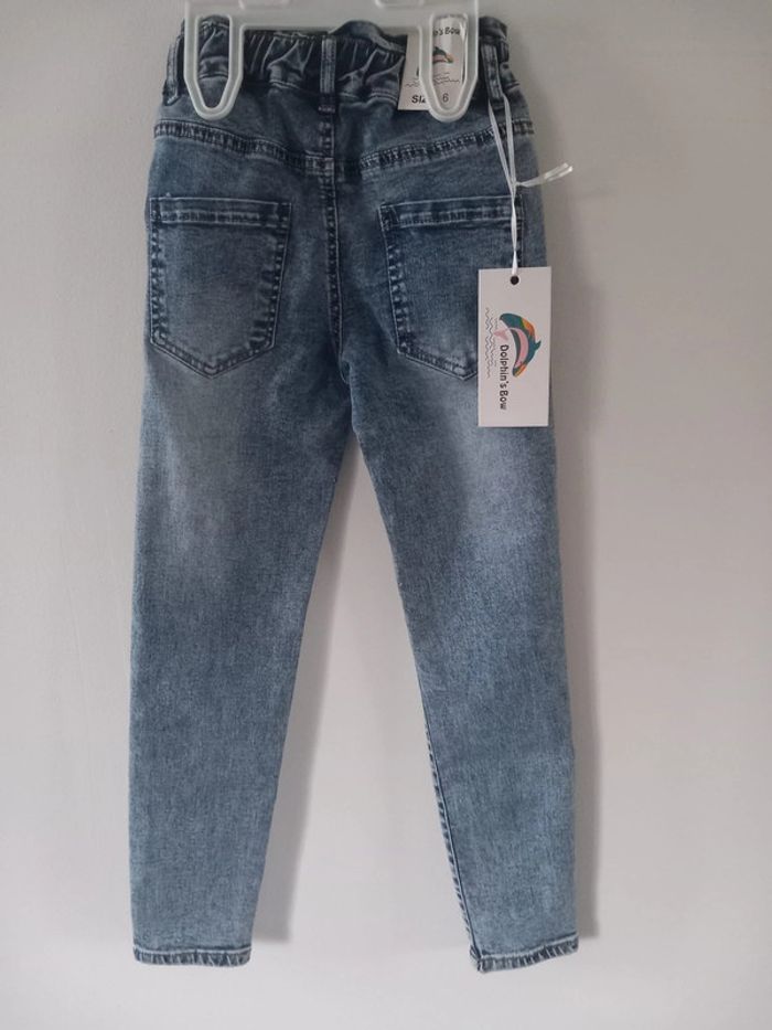 Lot Jean tee shirt 6 ans - photo numéro 2