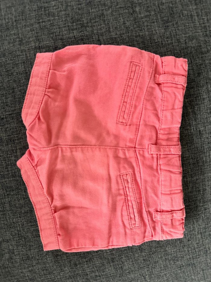 Lot shorts 9 mois - photo numéro 3