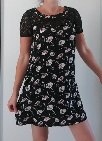 Jolie robe motifs floraux