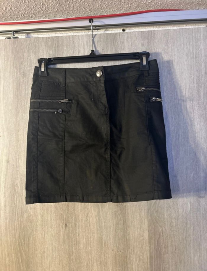 Jupe noir classique