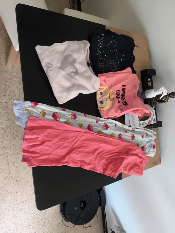 Lot pyjama 8/10/12 ans bs