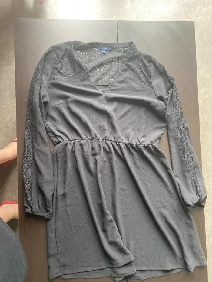 Robe noir Kiabi en neuve sans étiquette