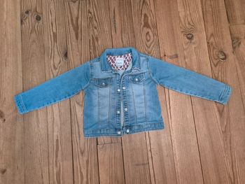 Veste en jean pour bébé fille