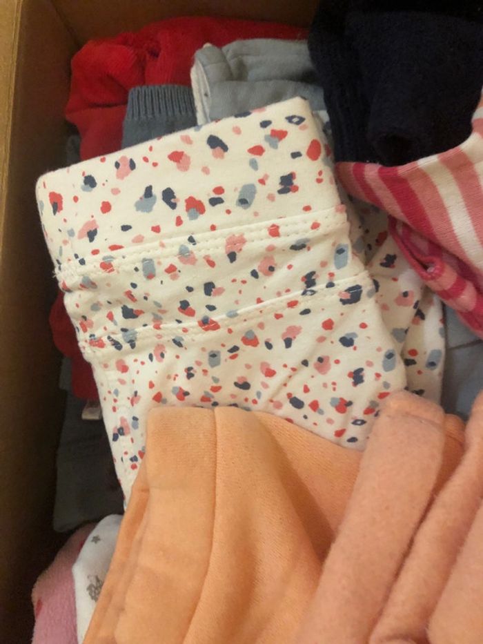 Destock vêtements bb fille 3  mois - photo numéro 3