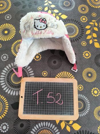 Bonnet Hello Kitty taille 52 en bon état