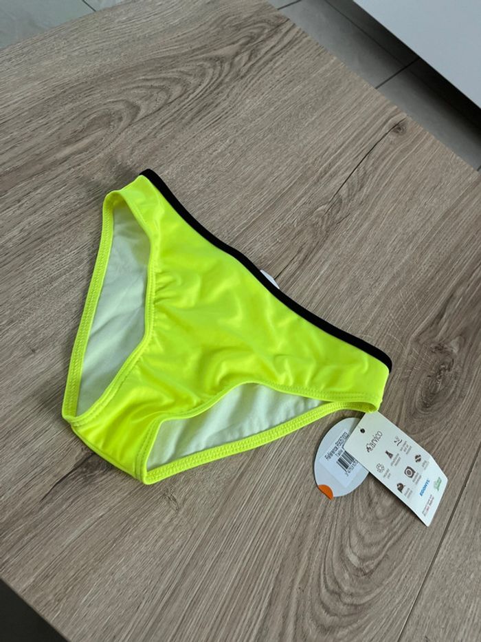 Maillot de bain garçon taille 12 ans Carvico neuf avec étiquette