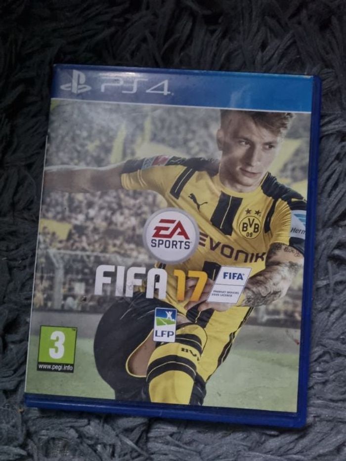 Jeu Ps4 Fifa 17 - photo numéro 1
