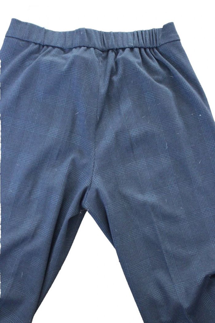 pantalon de ville marque Gerry weber taille indiquée 42 peut aller a un petit 44 - photo numéro 3