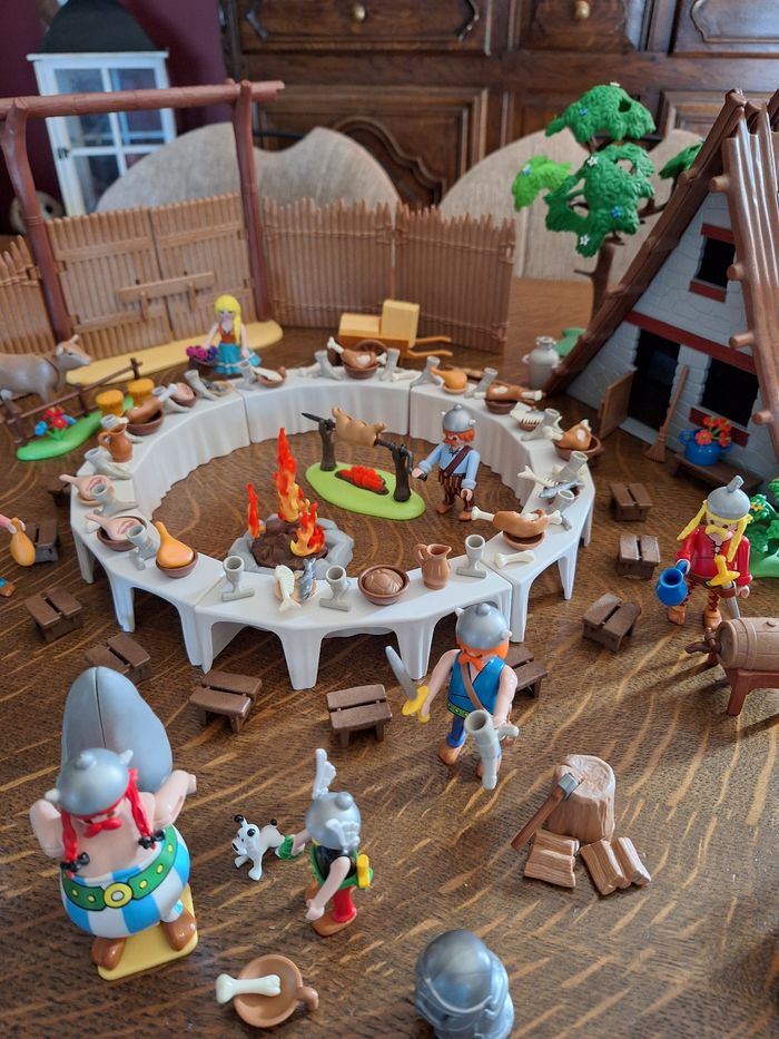 Playmobil  Asterix le banquet gaulois + Panoramix + Romains - photo numéro 6