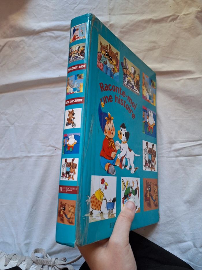 Livre d'histoires - photo numéro 5