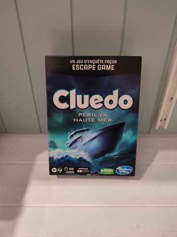 Hasbro gaming Cluedo Péril en haute mer