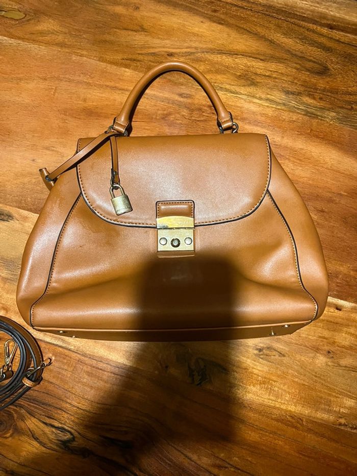 Sac Mac Douglas camel taille avec bandoulière - photo numéro 3