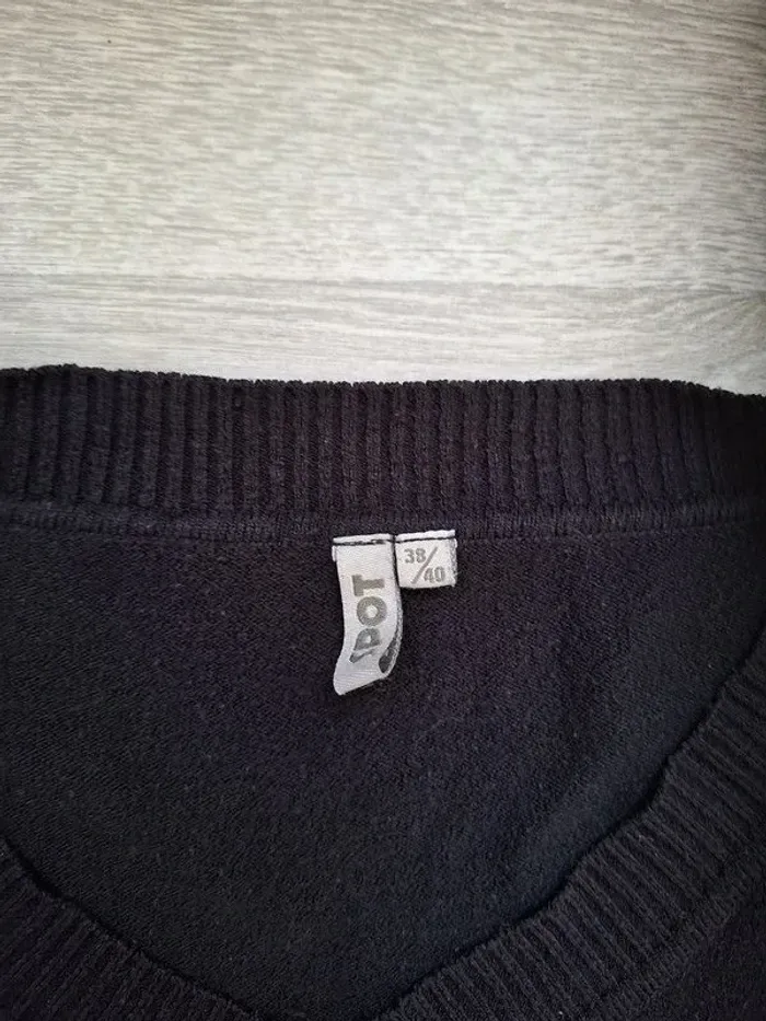 pull col V noir - photo numéro 7