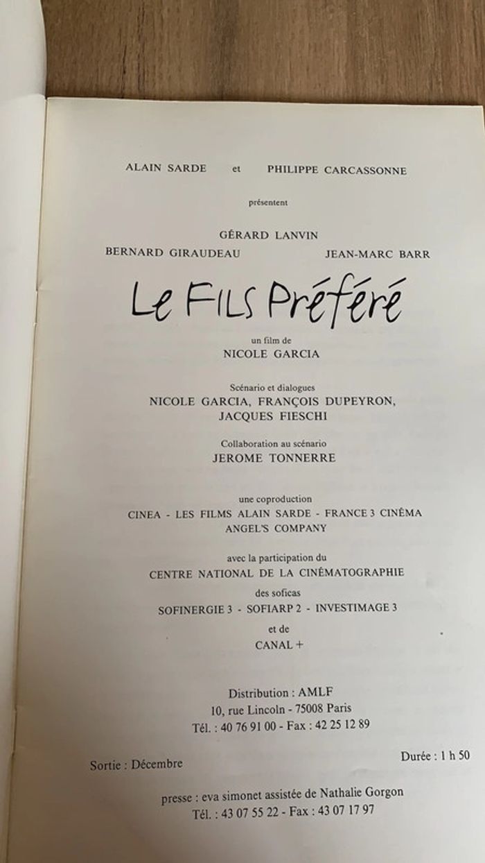 Livret film Le fils préféré Lanvin Barr Giraudeau - photo numéro 2
