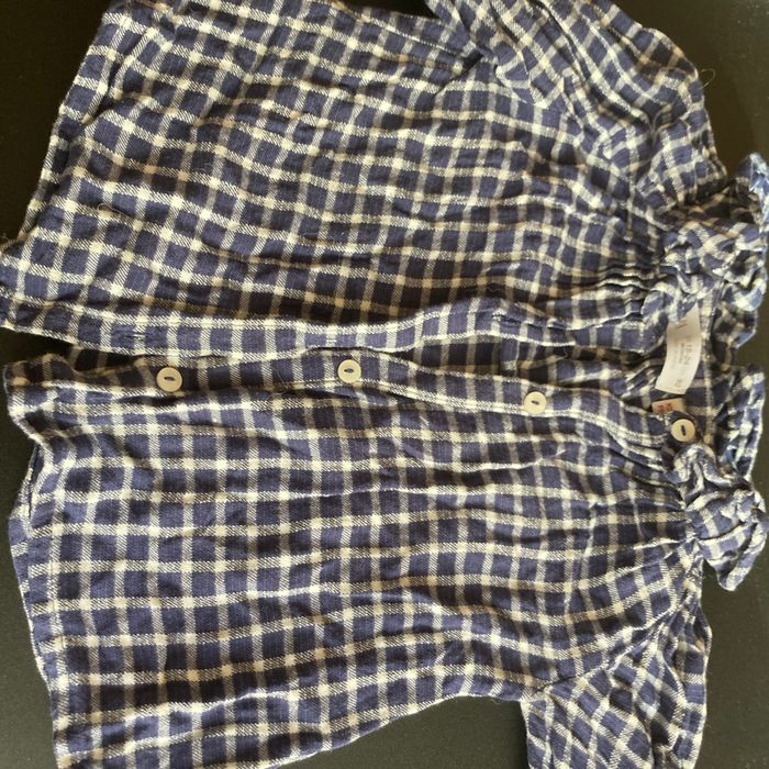 Chemise bleue marine et blanche - photo numéro 2