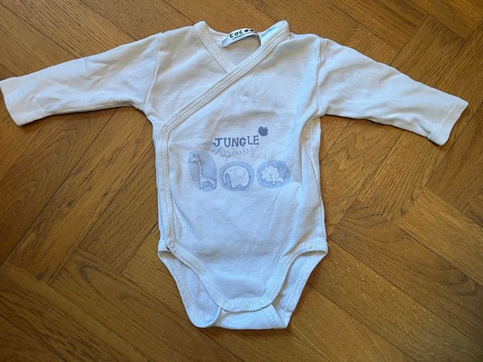 Body bébé 1 mois - photo numéro 2