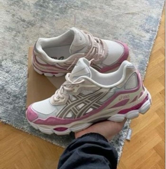 Asics rose - photo numéro 3