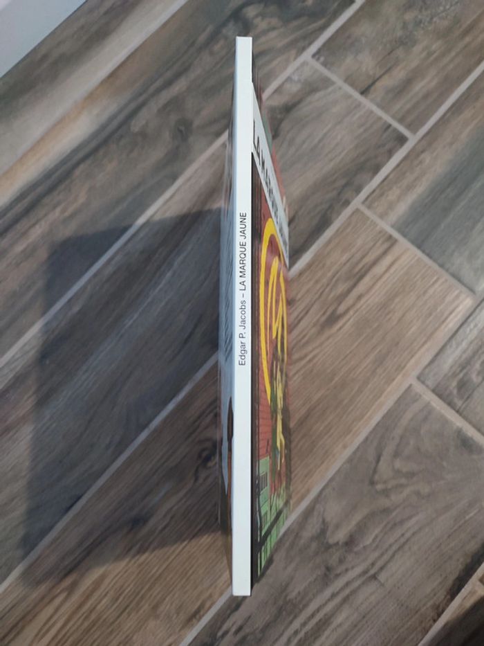 Bande dessinée Black et Mortimer - photo numéro 3