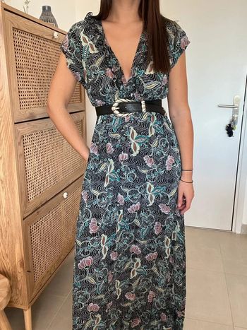 Robe longue noire et fleurie Holly & Joey