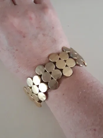 Joli bracelet élastique vintage