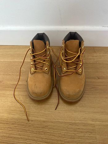 Superbes Timberland taille 24